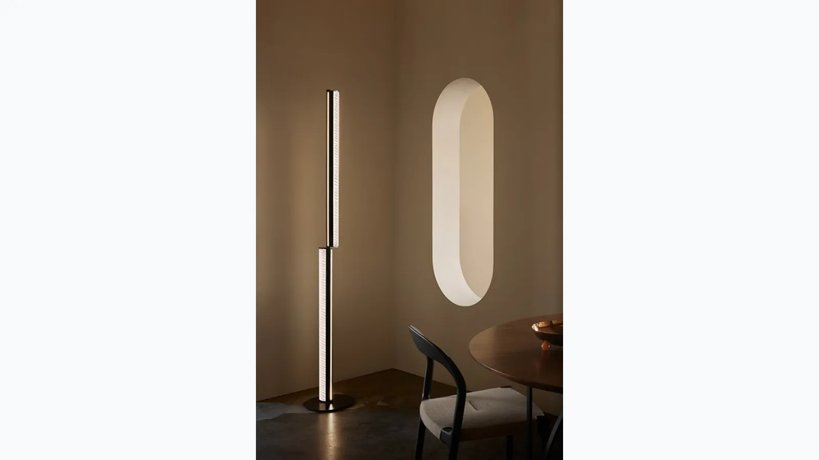 Lampada Modula Floor di Slamp